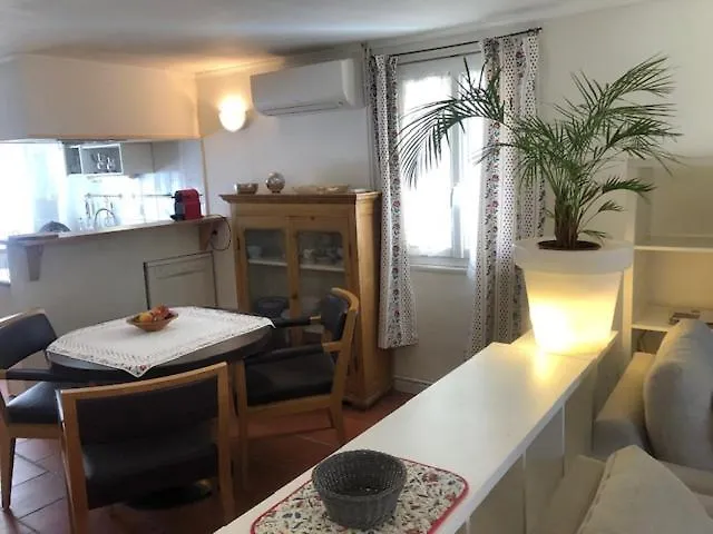 Villa La Ruche Des Abeilles Aviñón Francia